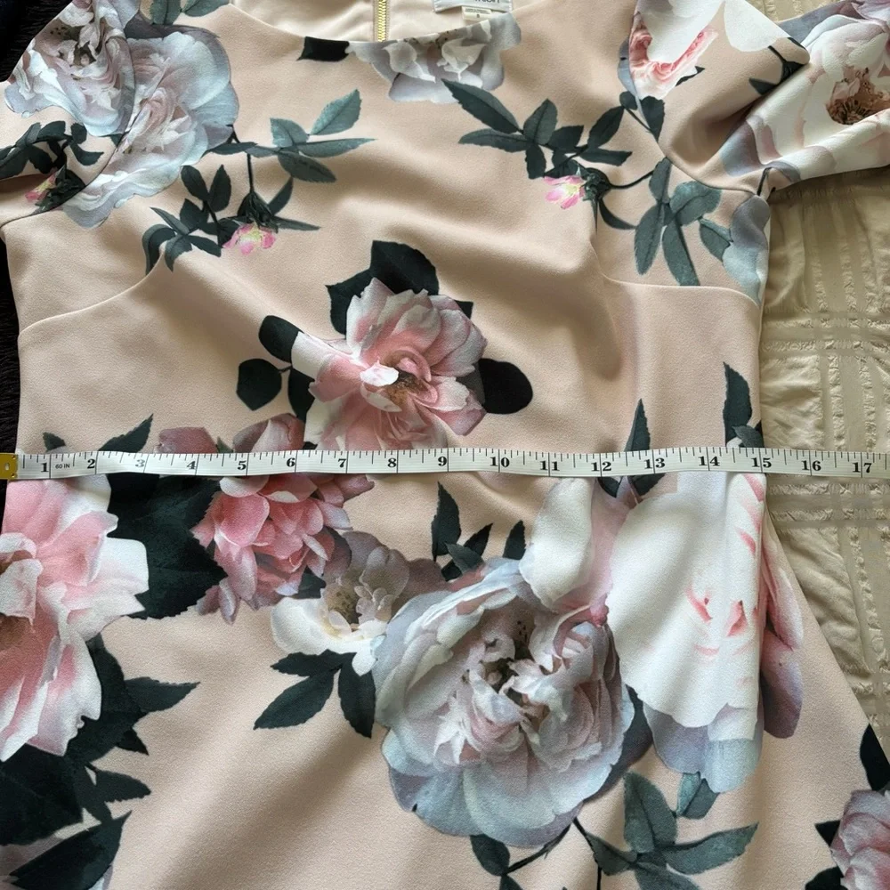 Calvin Klein Floral Bell Sleeve Dress Size 8 - Picture 13 of 13
